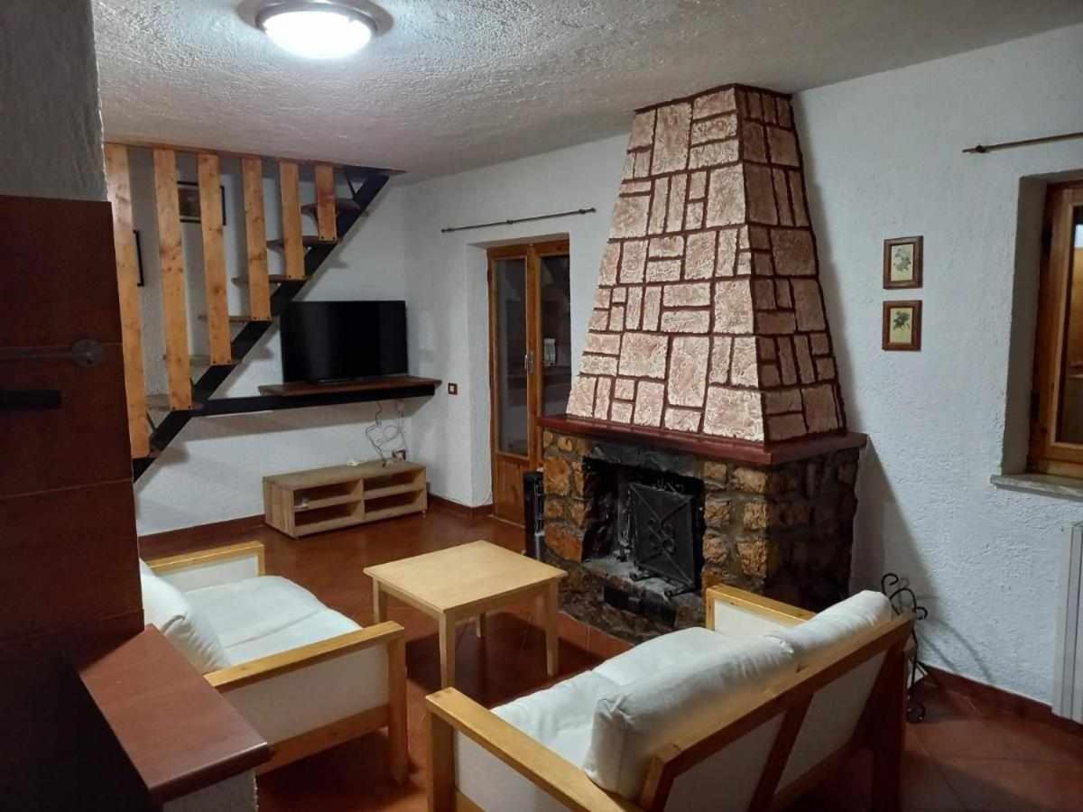 Casa Vacanza Le Viste Serrone Exterior foto